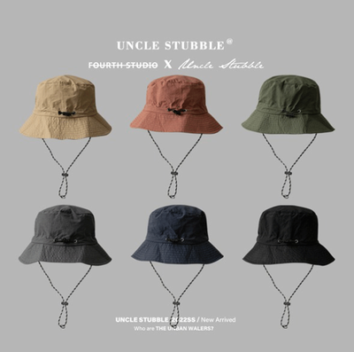 Waterproof fisherman hat can accommodate the bag