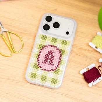 STRAWBERRY MATCHA PERSONALISED INITIALS - Cross Stitch Phone Case Kit