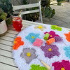 FLOWER BOMB RAINBOW - Rug Making Kit