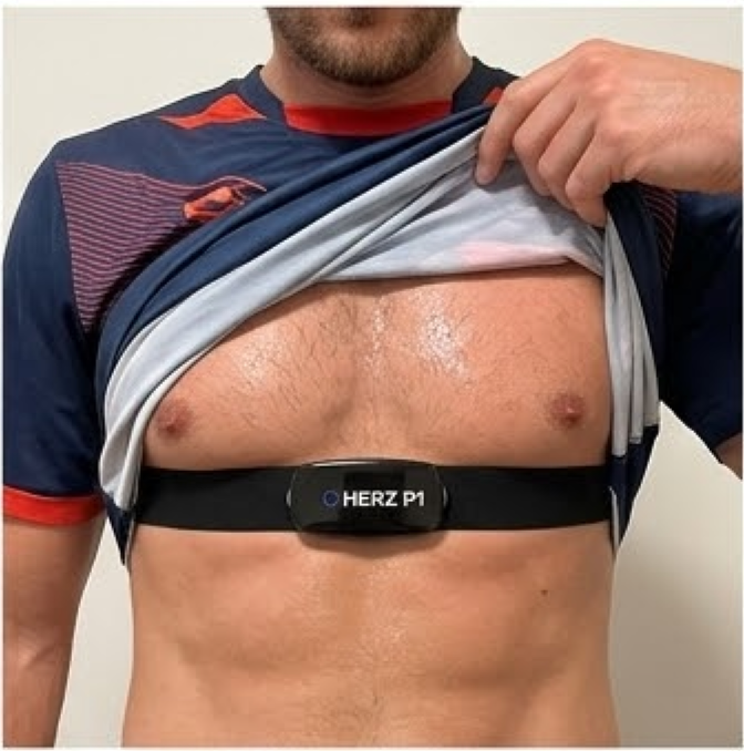 Herz P1 strap worn on a runner's chest