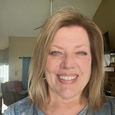 Lora Z., 65, her own photo